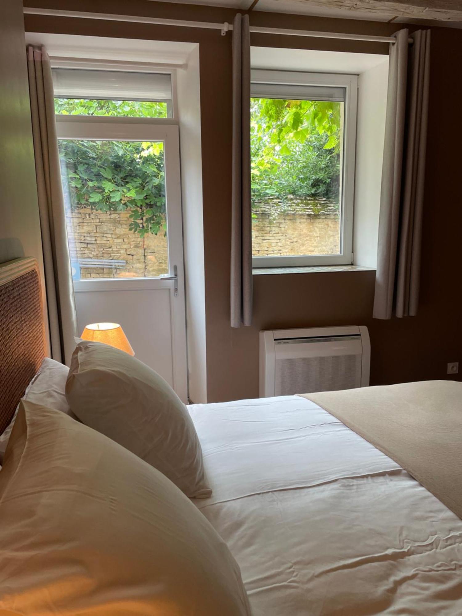 Au Lavoir Hotel Fontaine-Francaise ภายนอก รูปภาพ