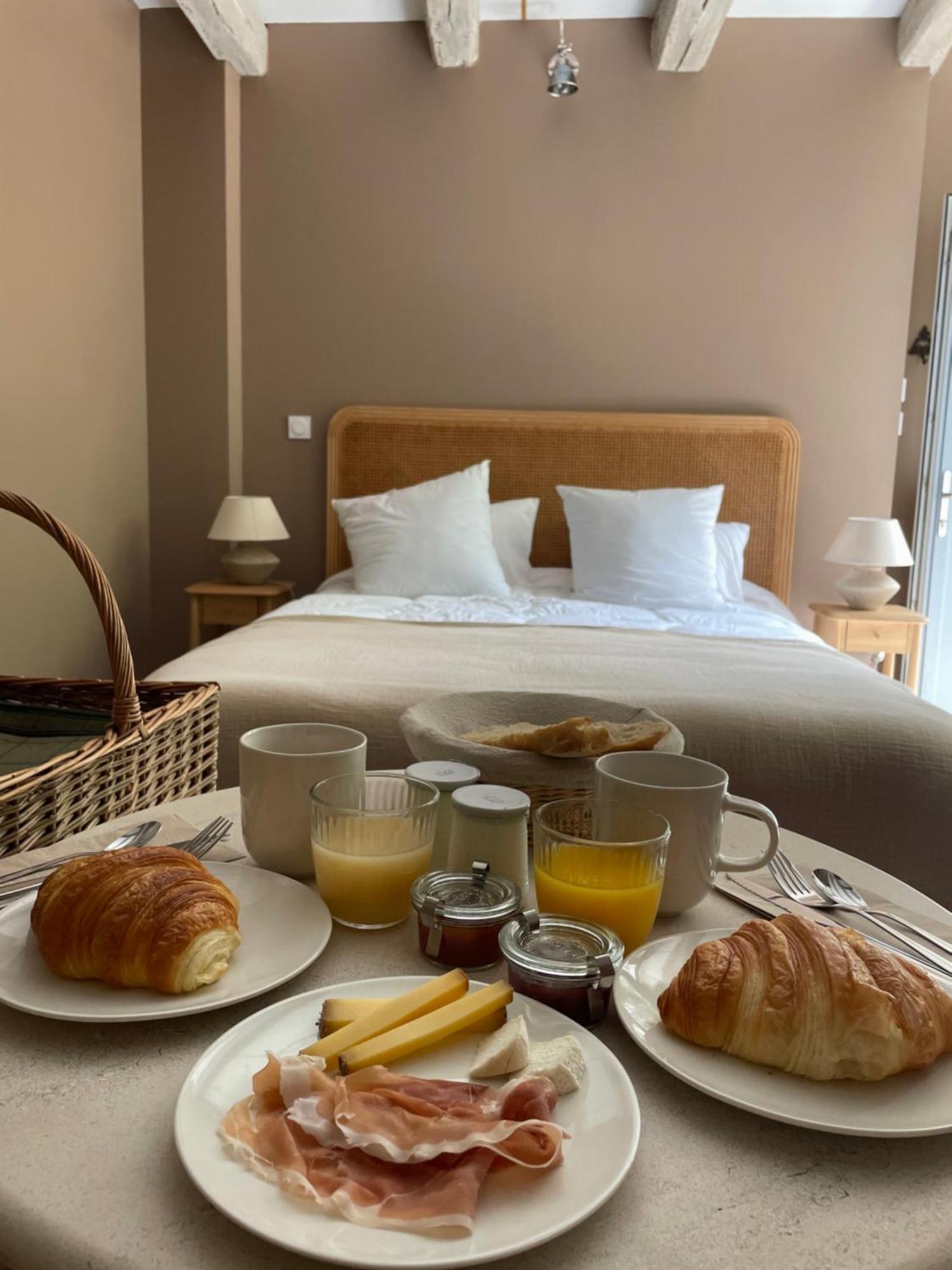 Au Lavoir Hotel Fontaine-Francaise ภายนอก รูปภาพ