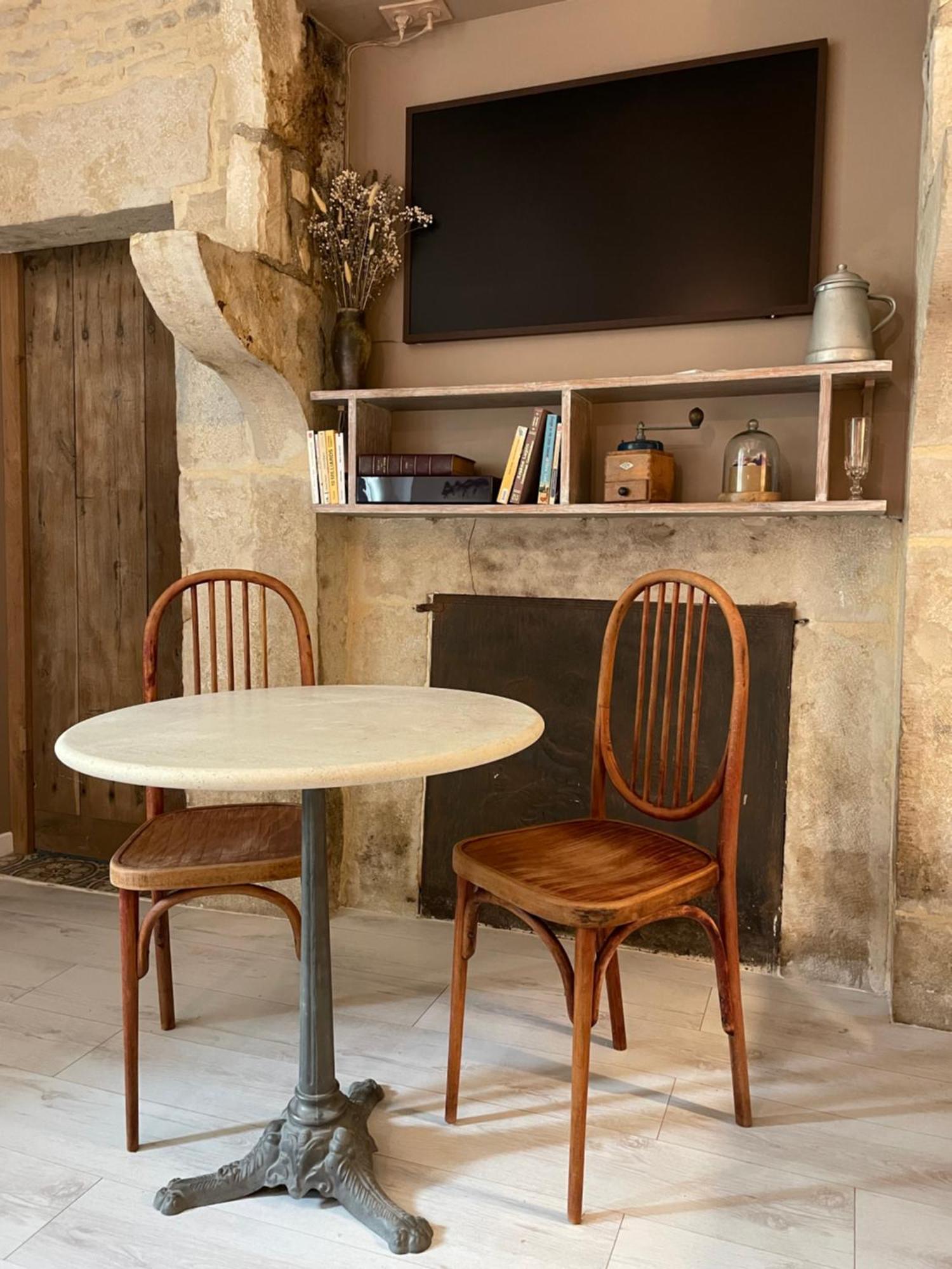 Au Lavoir Hotel Fontaine-Francaise ภายนอก รูปภาพ